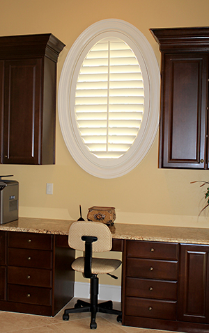 wood plantation shutters for arched windows kitchen Hunter Douglas Austin 78758