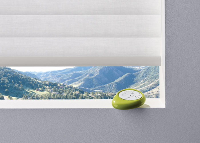 hunter douglas smart shades